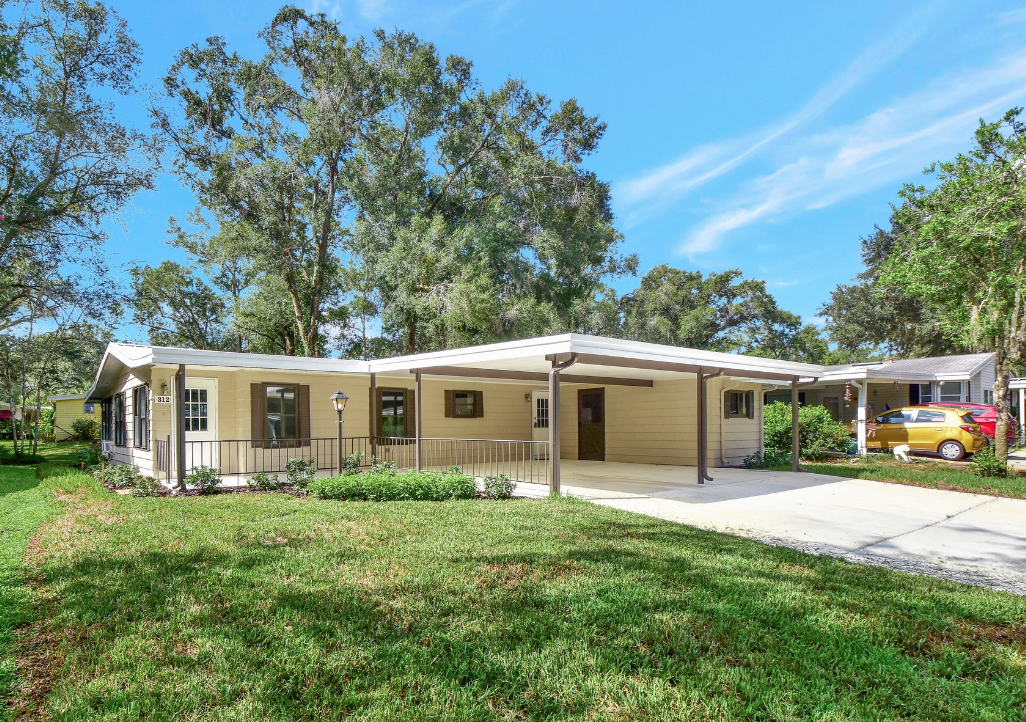 312 Knot Way — The Oaks at DeLand Manufactured Home Community